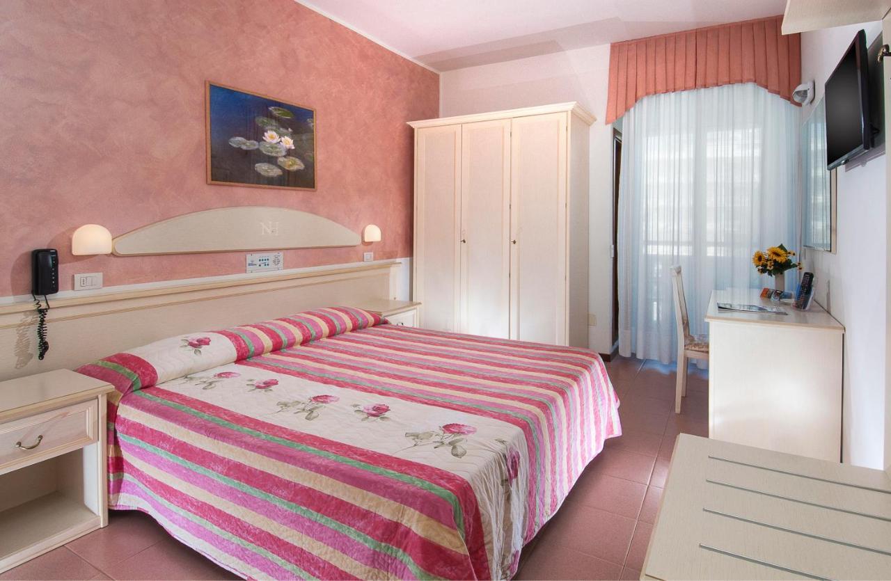 Hotel Napoleon Gabicce Mare Esterno foto