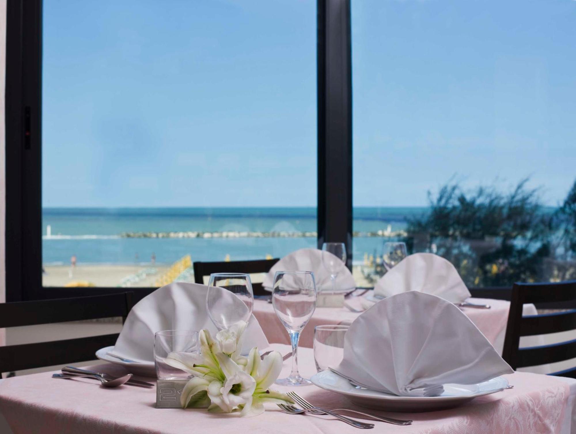Hotel Napoleon Gabicce Mare Esterno foto